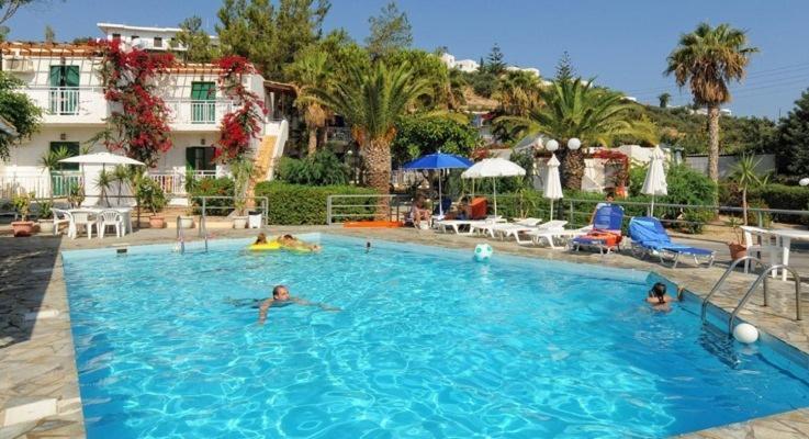 Σαραντάρι Διαμερίσματα Hersónissos Extérieur photo